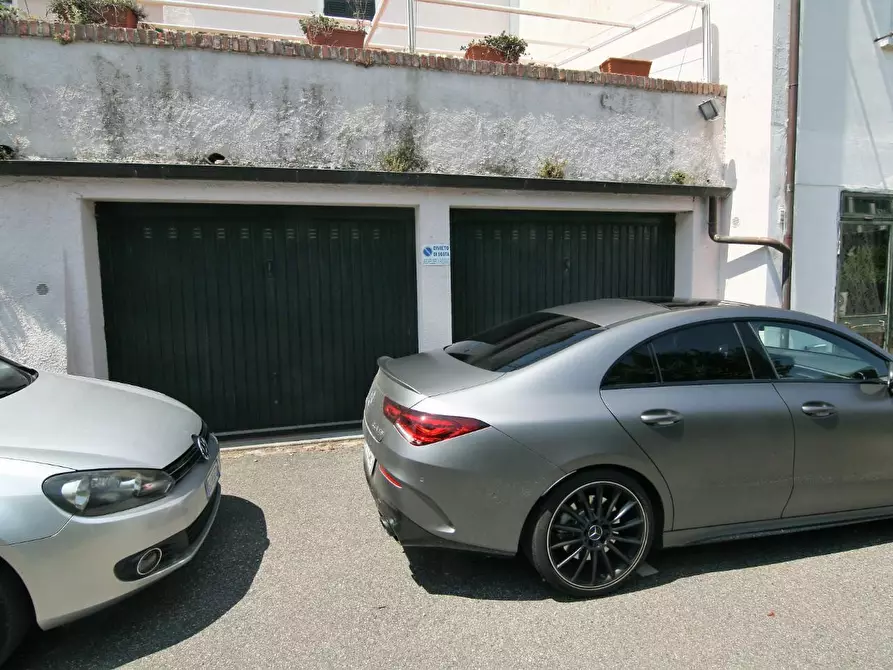 Immagine 40 di Casa semindipendente in affitto  a Ameglia