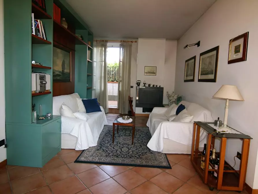 Immagine 28 di Casa semindipendente in affitto  a Ameglia