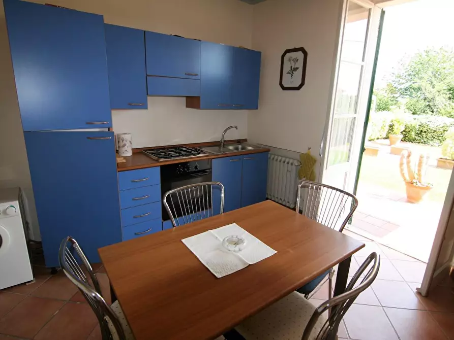 Immagine 32 di Casa semindipendente in affitto  a Ameglia