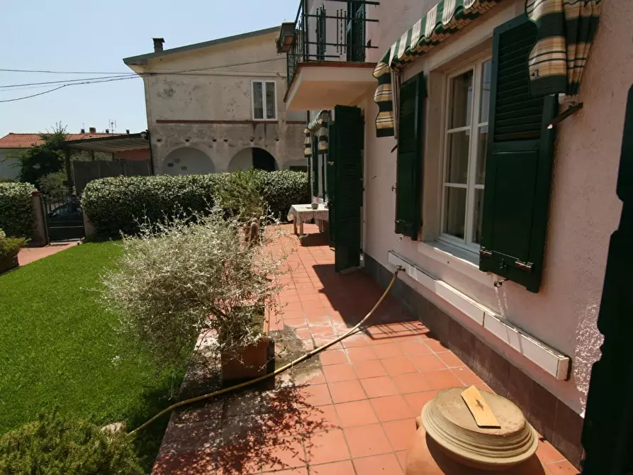 Immagine 23 di Casa semindipendente in affitto  a Ameglia