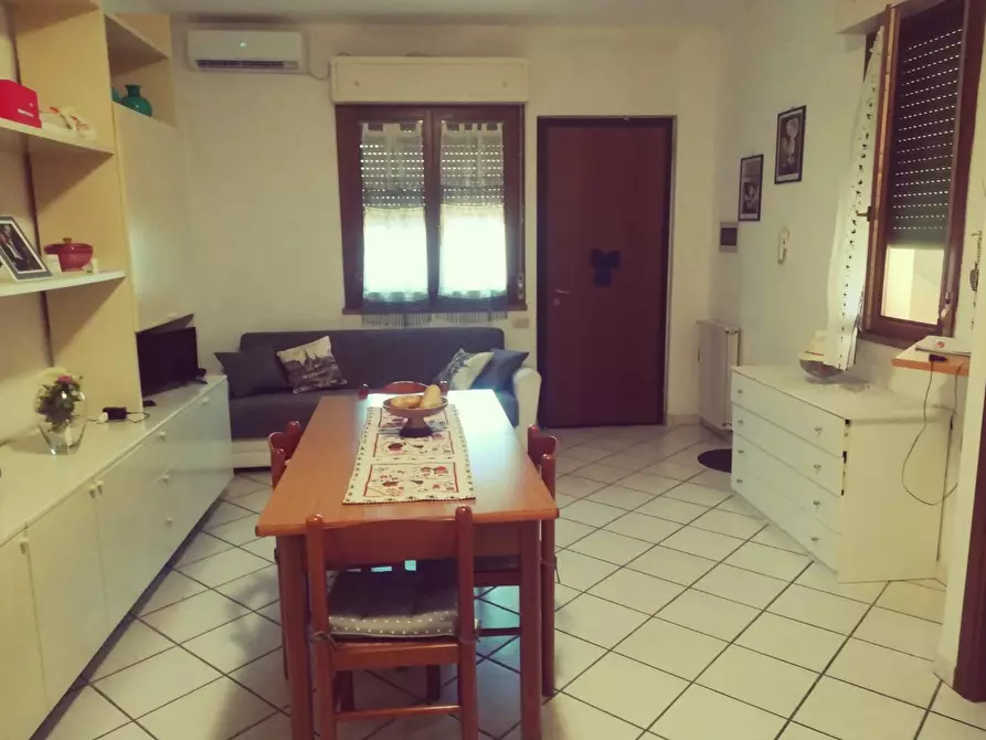 Immagine 2 di Appartamento in vendita  a Santa Maria A Monte