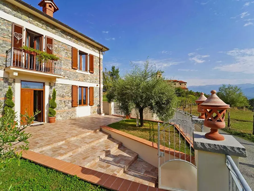 Immagine 84 di Villa in vendita  a Tresana