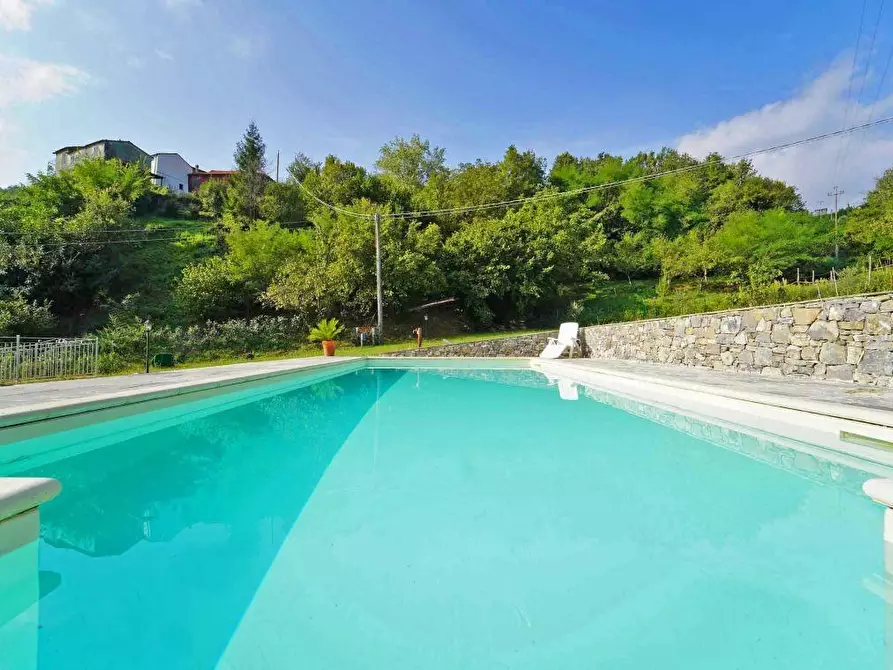 Immagine 29 di Villa in vendita  a Tresana