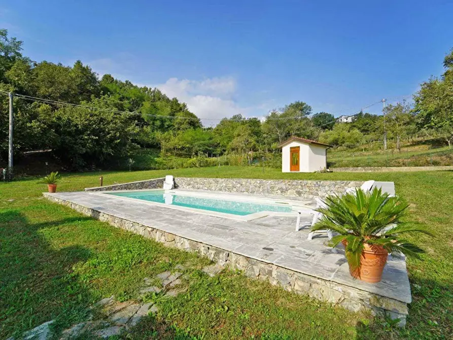 Immagine 28 di Villa in vendita  a Tresana