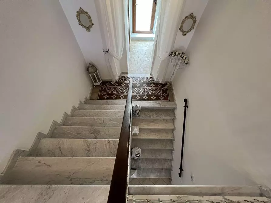 Immagine 43 di Villa in vendita  a Tresana