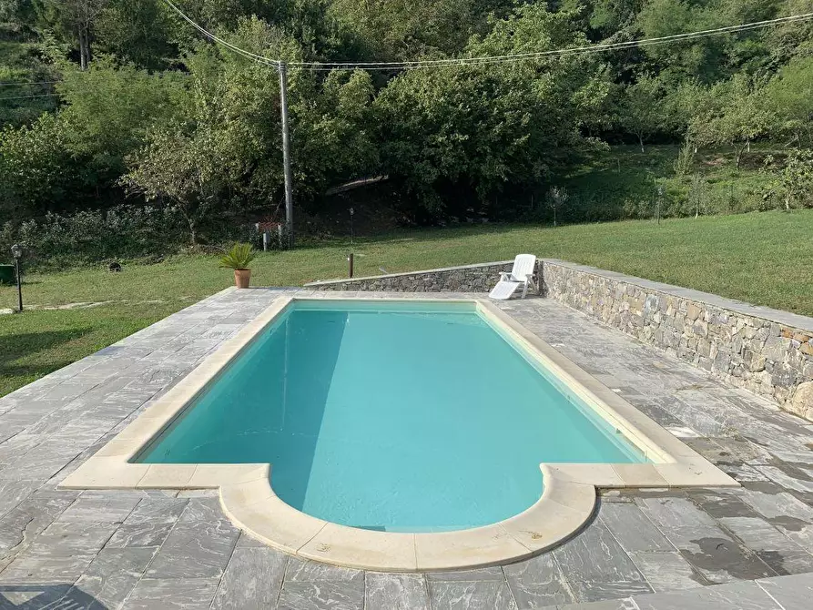 Immagine 8 di Villa in vendita  a Tresana