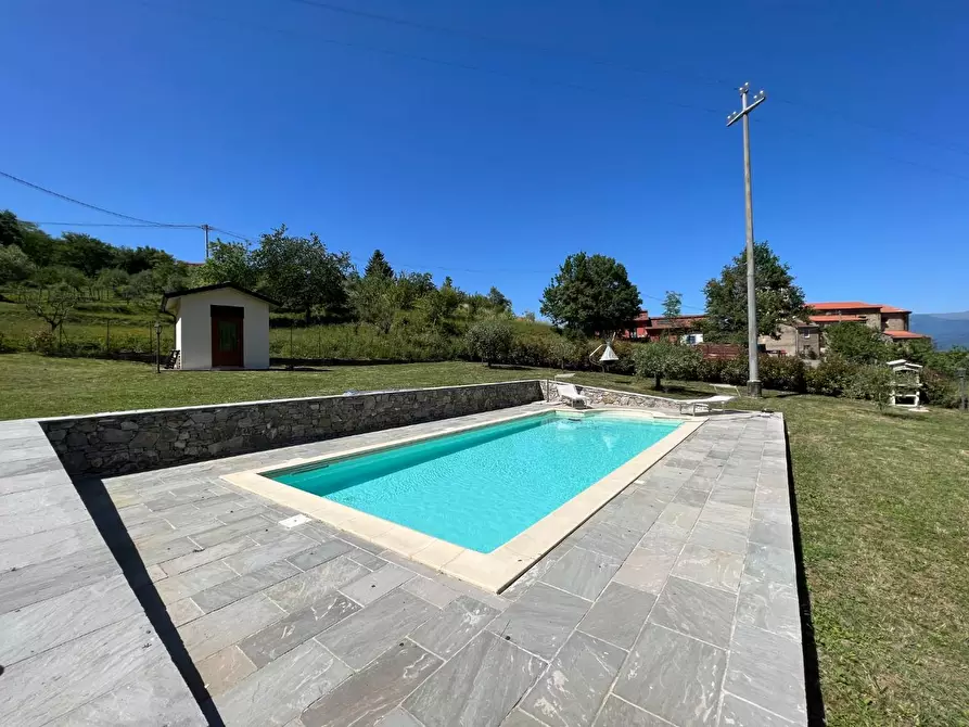 Immagine 46 di Villa in vendita  a Tresana