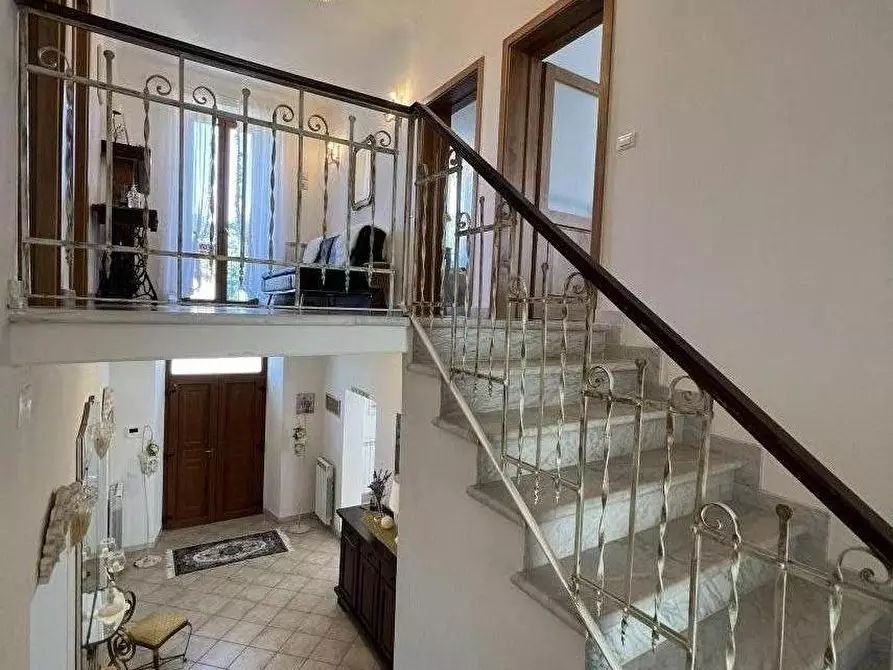 Immagine 31 di Villa in vendita  a Tresana