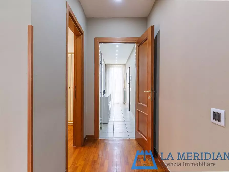 Immagine 21 di Appartamento in vendita  a Montecatini Terme