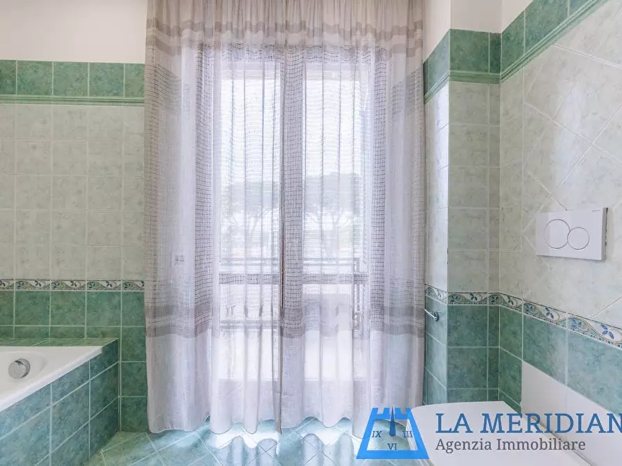 Immagine 26 di Appartamento in vendita  a Montecatini Terme