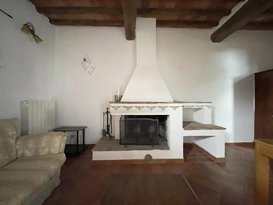 Immagine 6 di Appartamento in affitto  a Siena