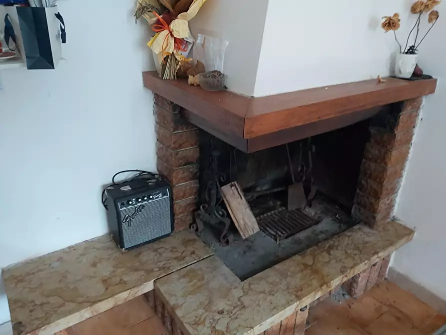 Immagine 14 di Casa semindipendente in vendita  a Carrara