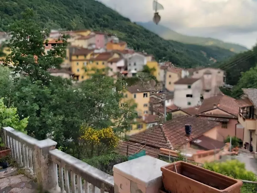 Immagine 3 di Casa semindipendente in vendita  a Carrara