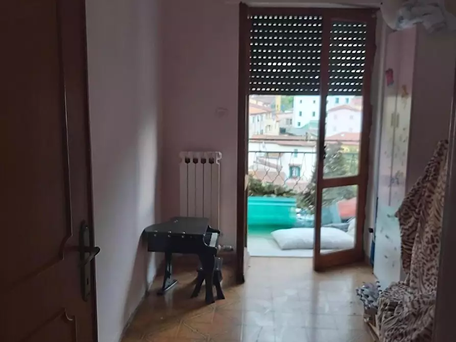 Immagine 7 di Casa semindipendente in vendita  a Carrara