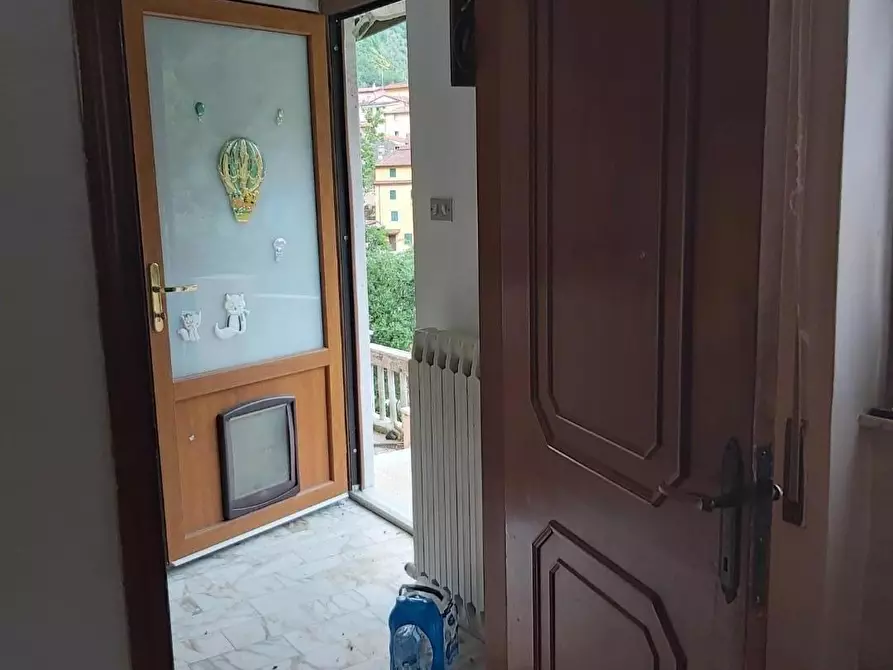 Immagine 13 di Casa semindipendente in vendita  a Carrara