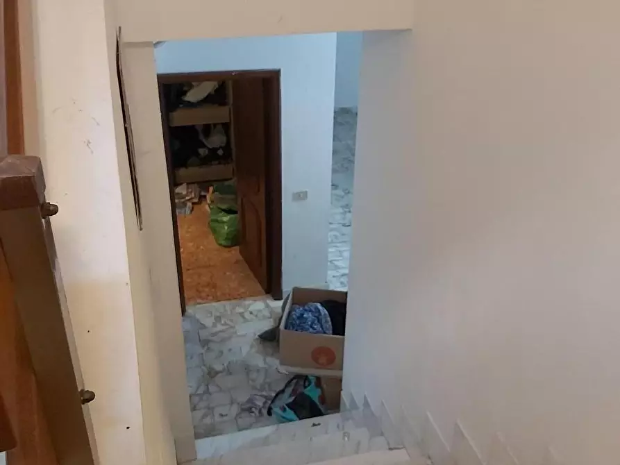 Immagine 4 di Casa semindipendente in vendita  a Carrara