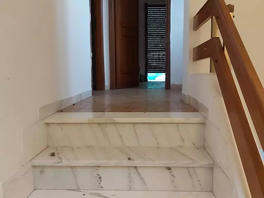 Immagine 9 di Casa semindipendente in vendita  a Carrara