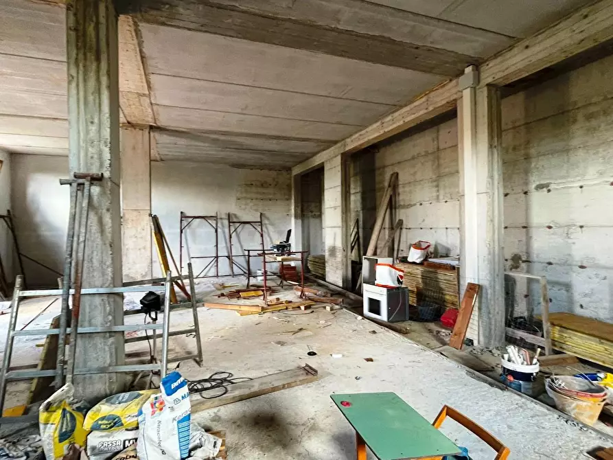 Immagine 42 di Azienda agricola in vendita  a San Miniato