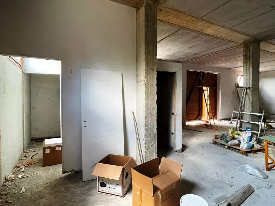 Immagine 38 di Azienda agricola in vendita  a San Miniato