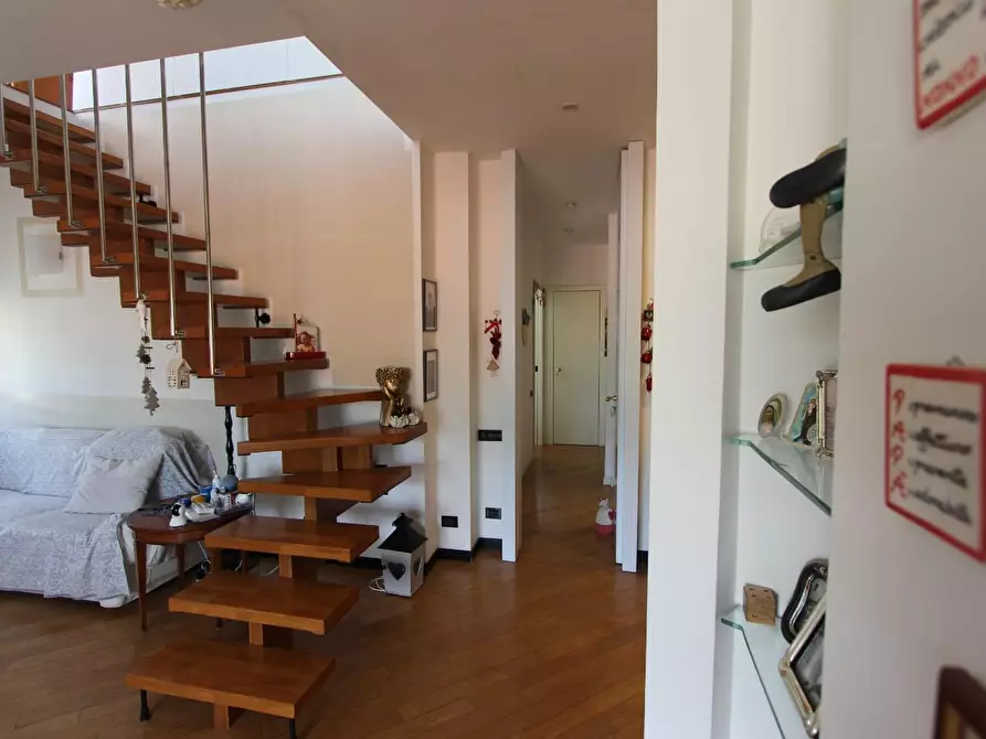 Immagine 13 di Mansarda in vendita  a La Spezia