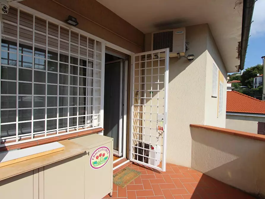 Immagine 22 di Mansarda in vendita  a La Spezia