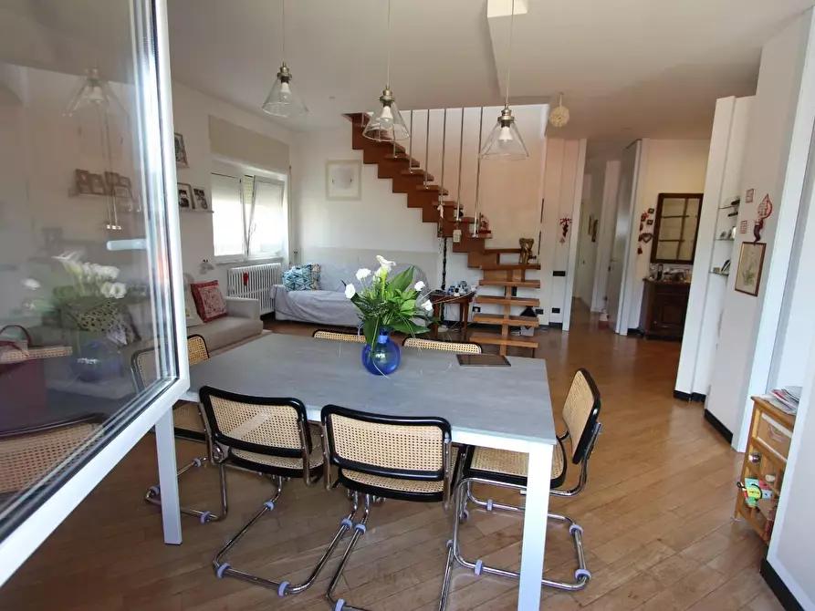 Immagine 26 di Mansarda in vendita  a La Spezia