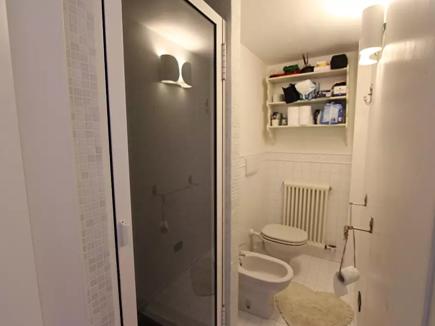 Immagine 25 di Mansarda in vendita  a La Spezia