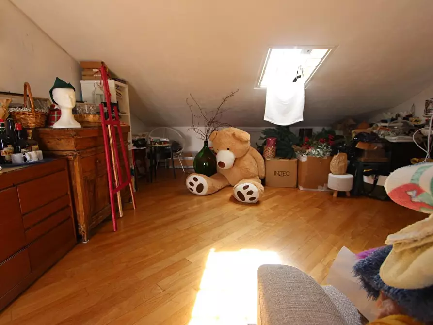 Immagine 47 di Mansarda in vendita  a La Spezia