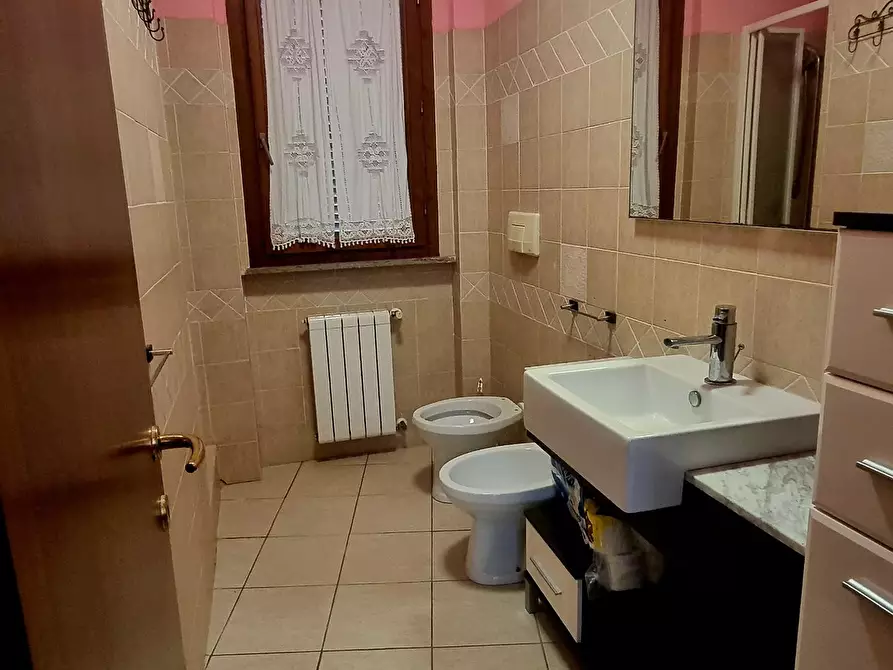 Immagine 8 di Appartamento in vendita  a Collesalvetti