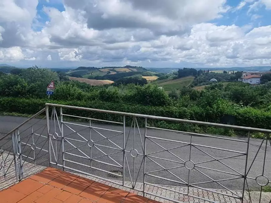 Immagine 19 di Appartamento in vendita  a Collesalvetti