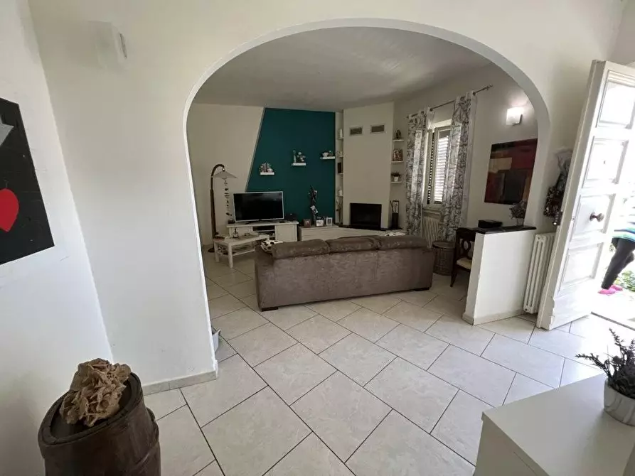 Immagine 2 di Appartamento in vendita  a Bibbona