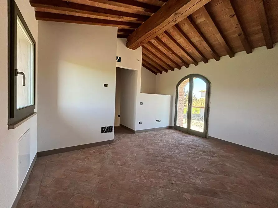 Immagine 15 di Villa in vendita  a Lajatico