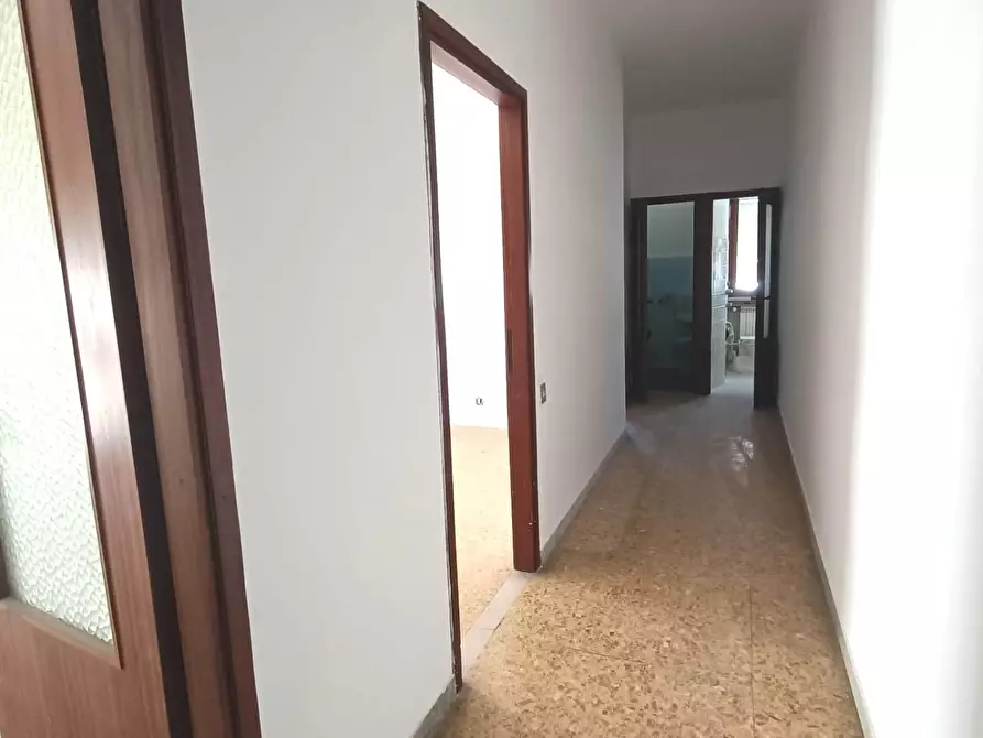 Immagine 14 di Appartamento in vendita  a Carrara