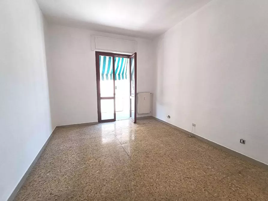 Immagine 10 di Appartamento in vendita  a Carrara