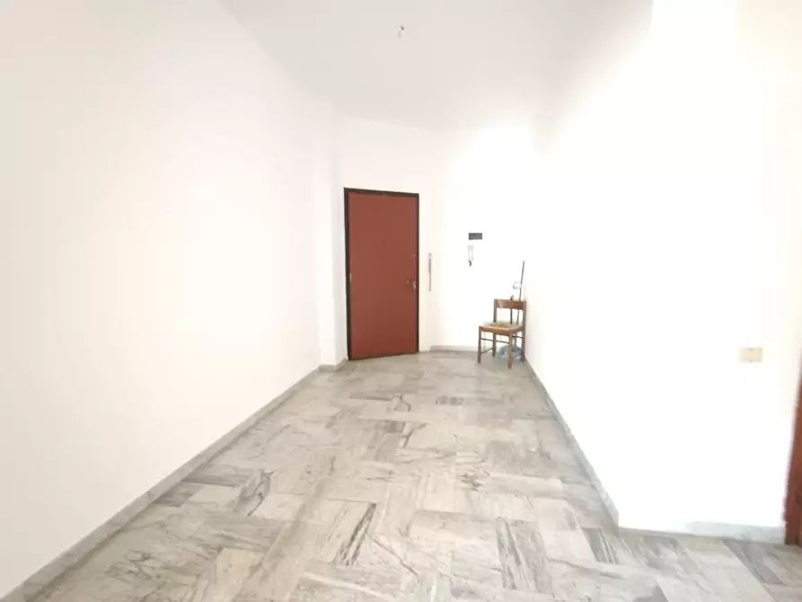 Immagine 16 di Appartamento in vendita  a Carrara