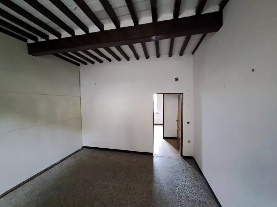 Immagine 10 di Appartamento in vendita  a Peccioli