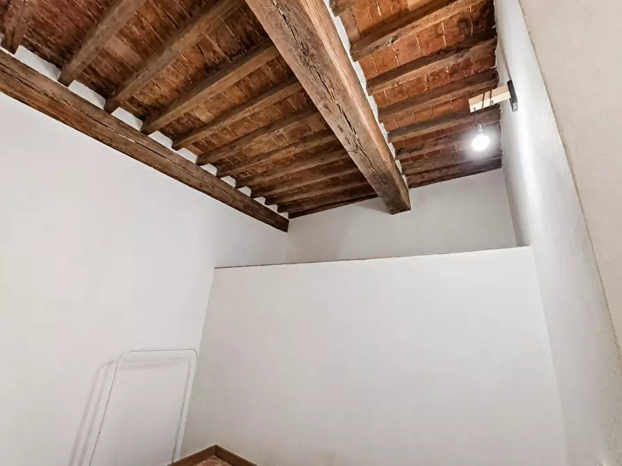 Immagine 5 di Appartamento in vendita  a Peccioli