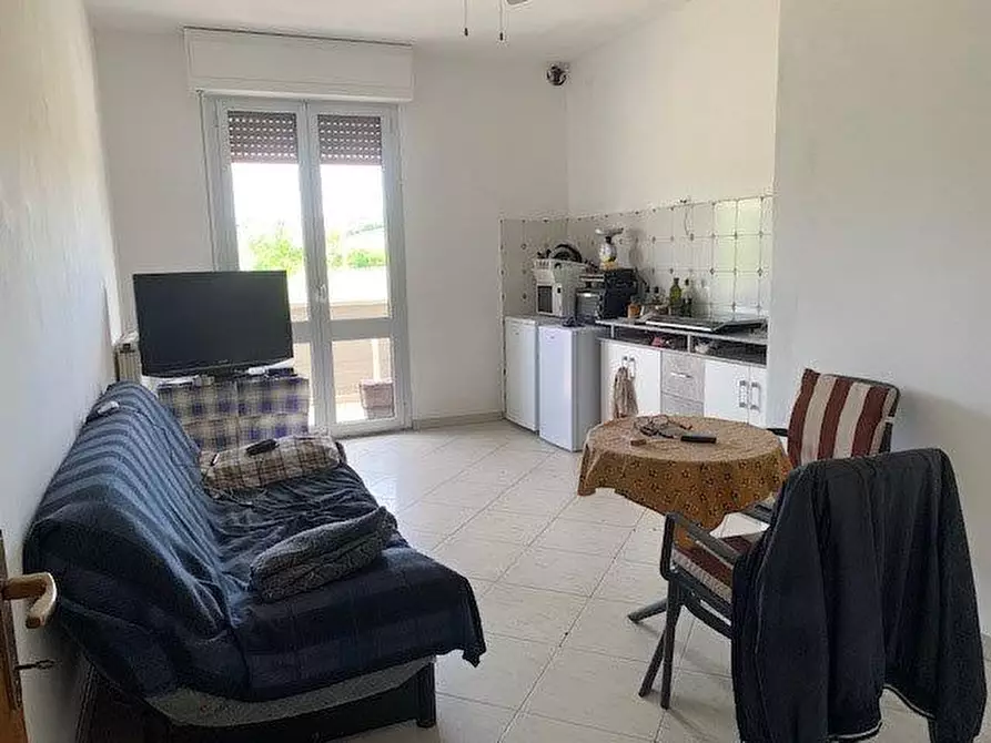 Immagine 10 di Attività artigianale in vendita  a Vinci