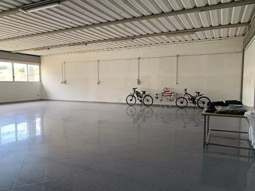 Immagine 5 di Attività artigianale in vendita  a Vinci