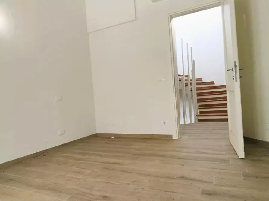 Immagine 24 di Casa bifamiliare in vendita  a Montignoso