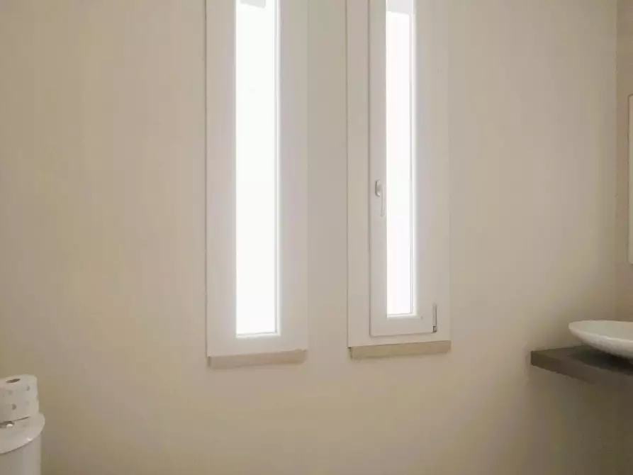 Immagine 17 di Casa bifamiliare in vendita  a Montignoso