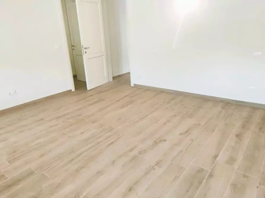 Immagine 29 di Casa bifamiliare in vendita  a Montignoso