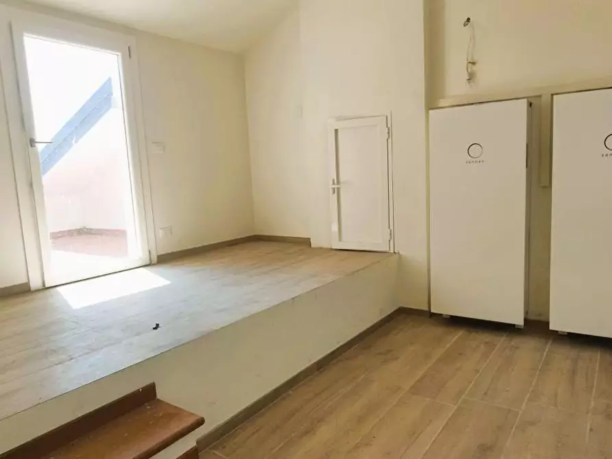 Immagine 32 di Casa bifamiliare in vendita  a Montignoso