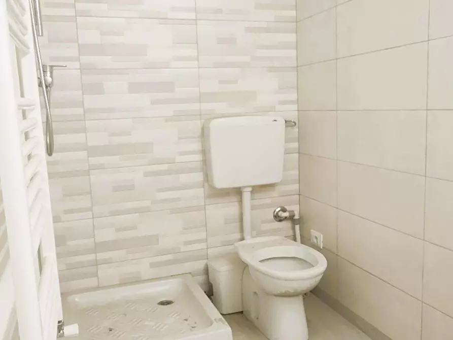 Immagine 20 di Casa bifamiliare in vendita  a Montignoso