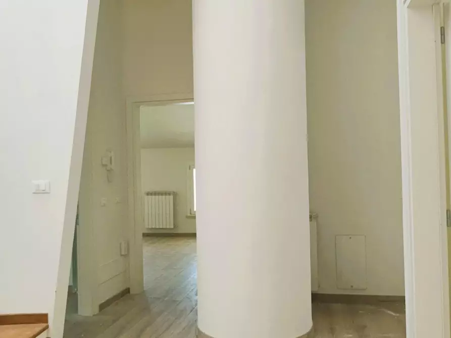 Immagine 22 di Casa bifamiliare in vendita  a Montignoso