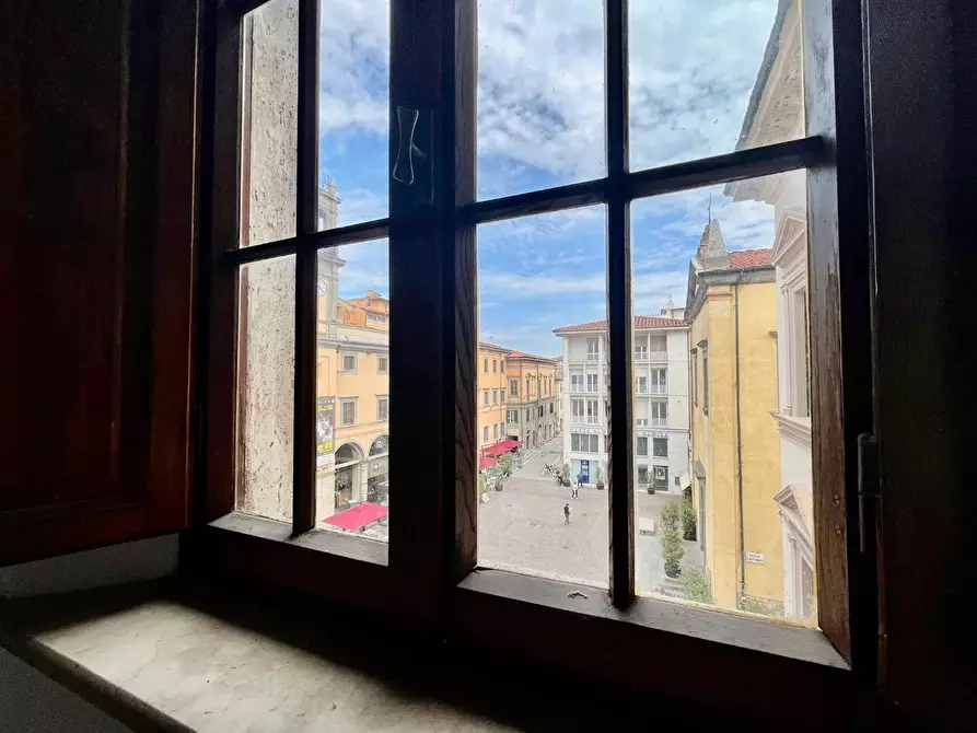 Immagine 1 di Appartamento in vendita  a Pontedera