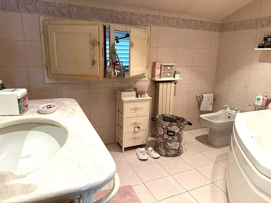 Immagine 28 di Appartamento in vendita  a Empoli