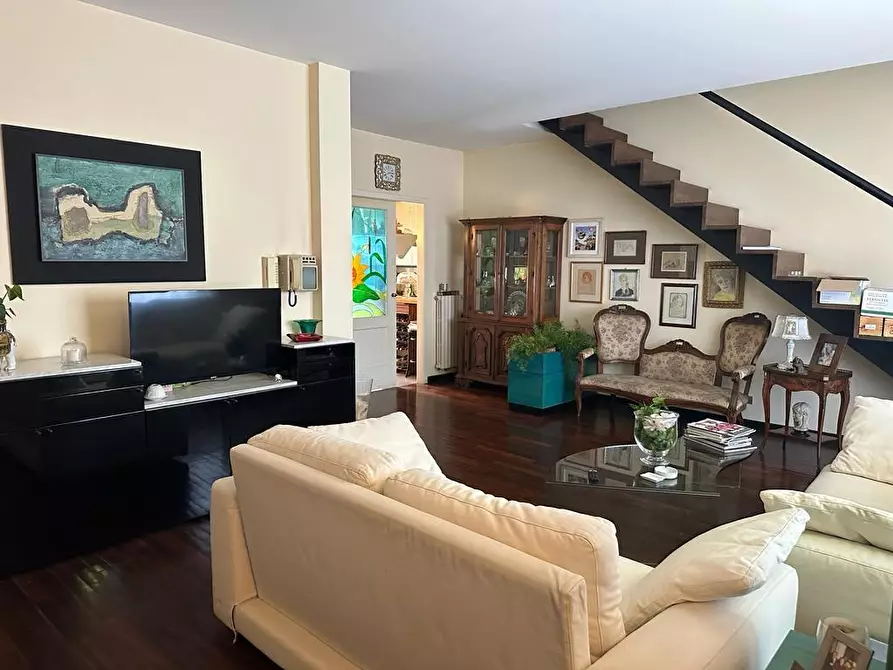 Immagine 2 di Appartamento in vendita  a Empoli