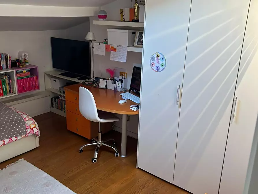 Immagine 15 di Appartamento in vendita  a Massa