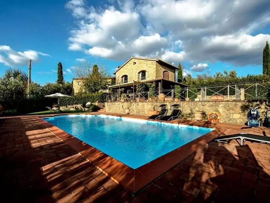 Immagine 4 di Casa colonica in vendita  a Vinci